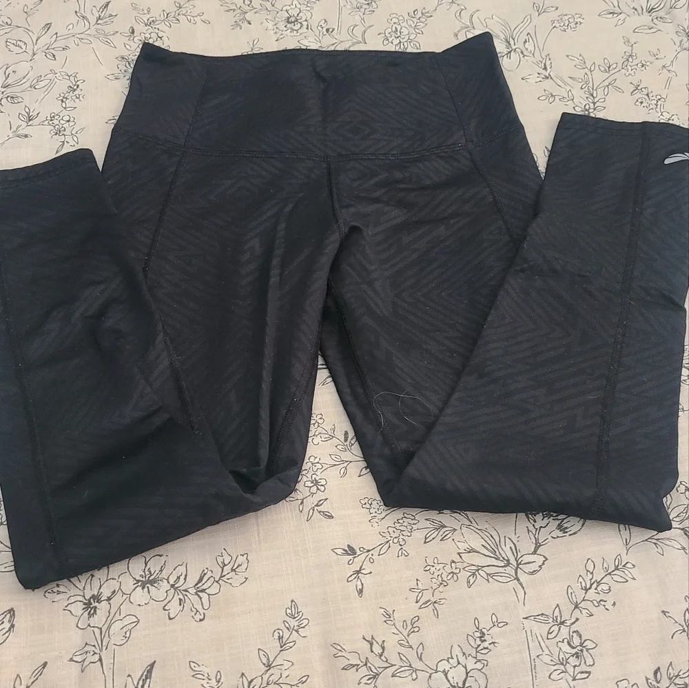 LEGGINGS PATTERNED SIZE SM 2 FOR 18 - Picture 2 of 5